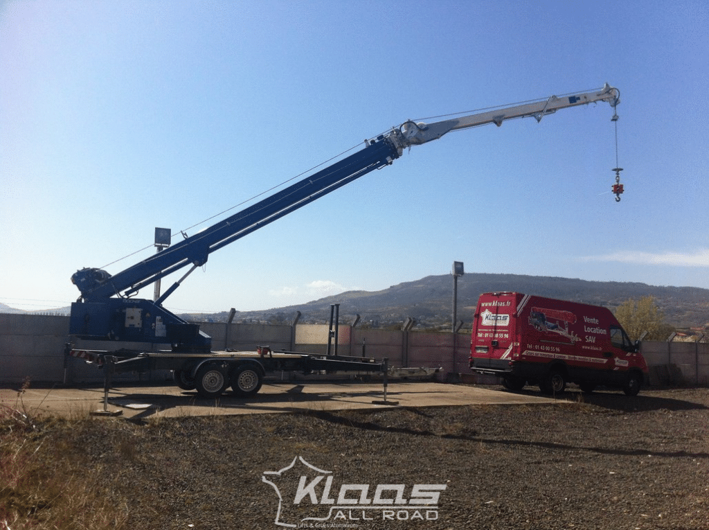 Grue sur remorque occasion BOCKER 27m